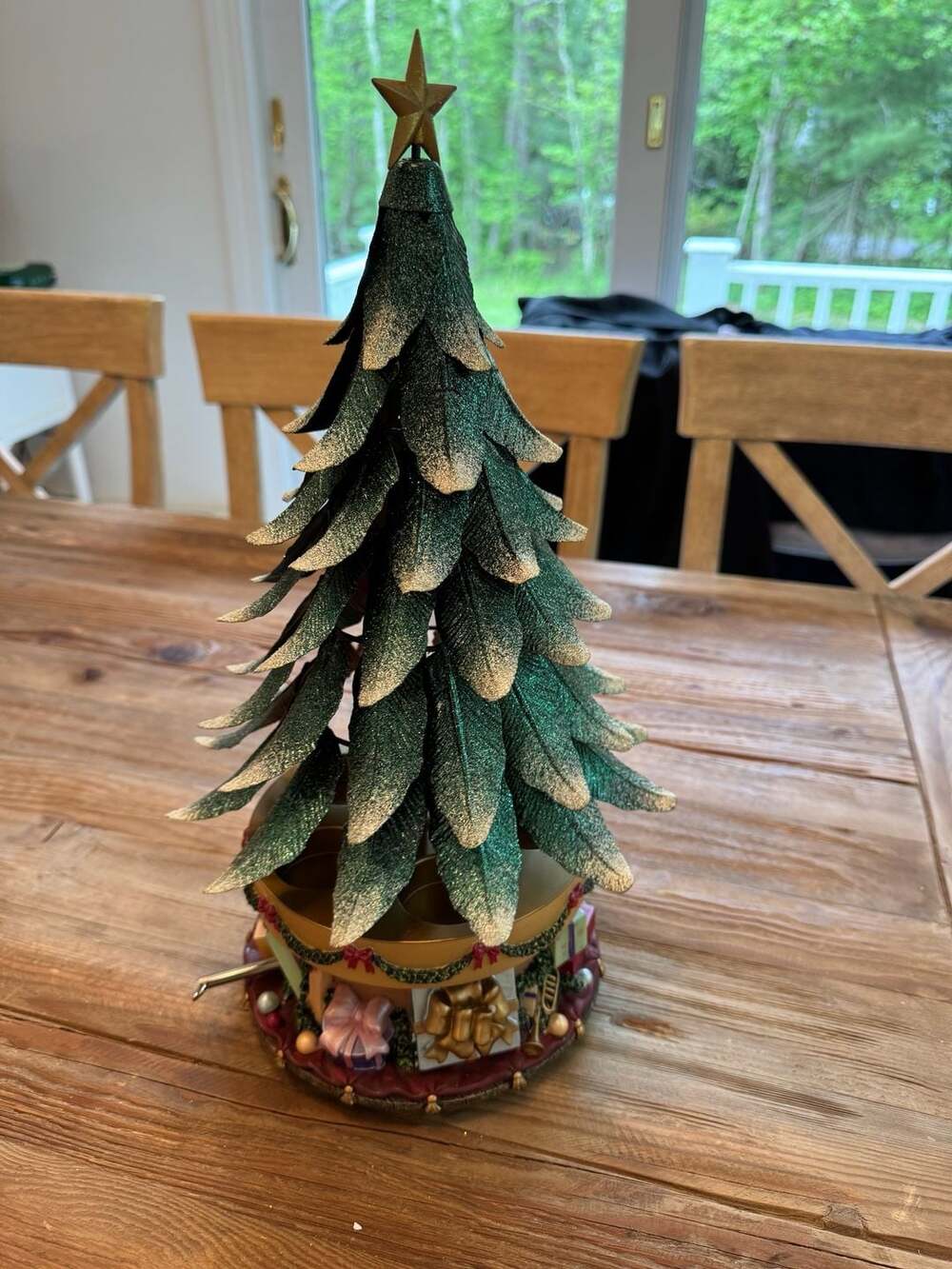Vintage 2003 Partylite Glowing Christmas Tree Metal 5 Tealights Music Box Candle